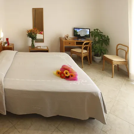 Joli Park - Caroli Hotel