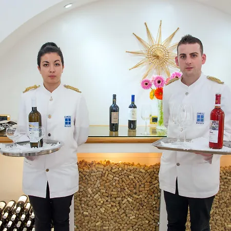 Joli Park - Caroli 3*