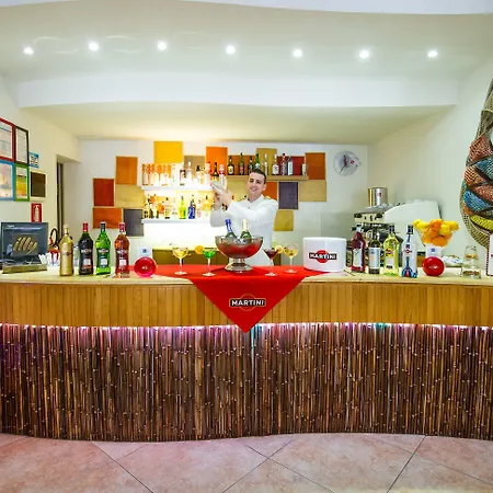 Hotel Joli Park - Caroli 3*