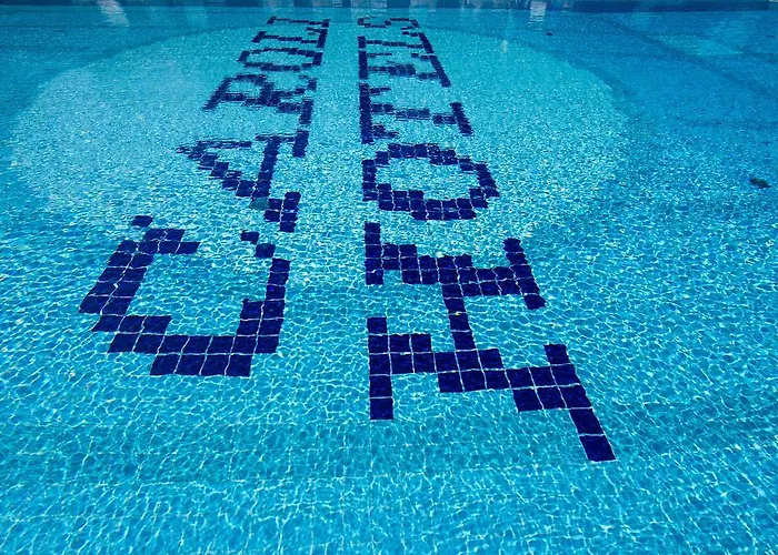 Joli Park - Caroli 3*