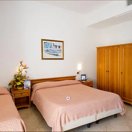 Joli Park - Caroli גאליפולי