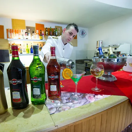 Hotell Joli Park - Caroli Gallipolli