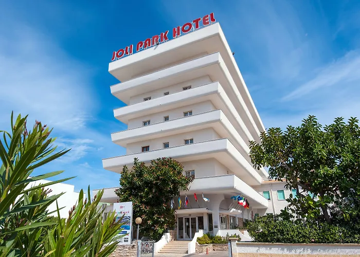 Joli Park - Caroli Hotel 3*