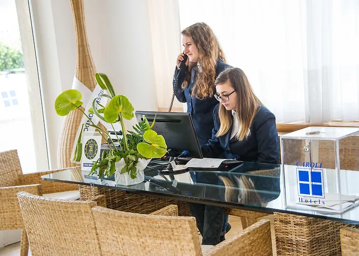 Joli Park - Caroli 3*